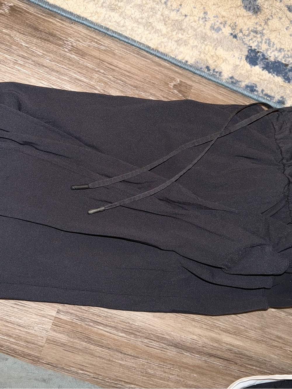 Lululemon Keep Moving Jogger - Picture 2 of 4